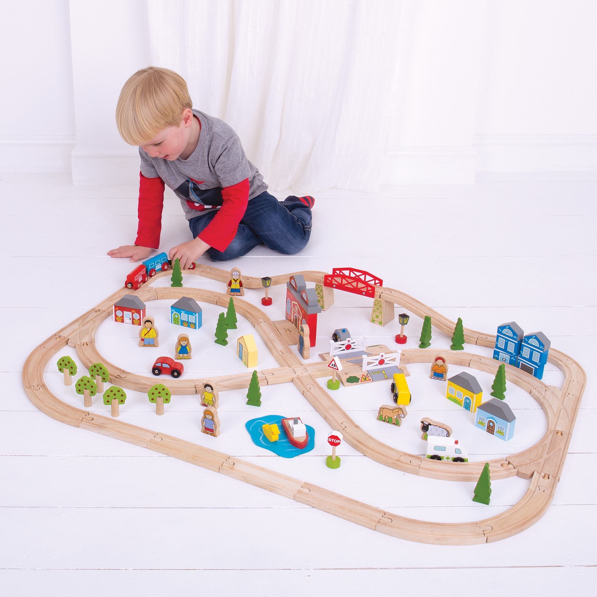 Wooden Town & Country Train Set (102cm) - View 2
