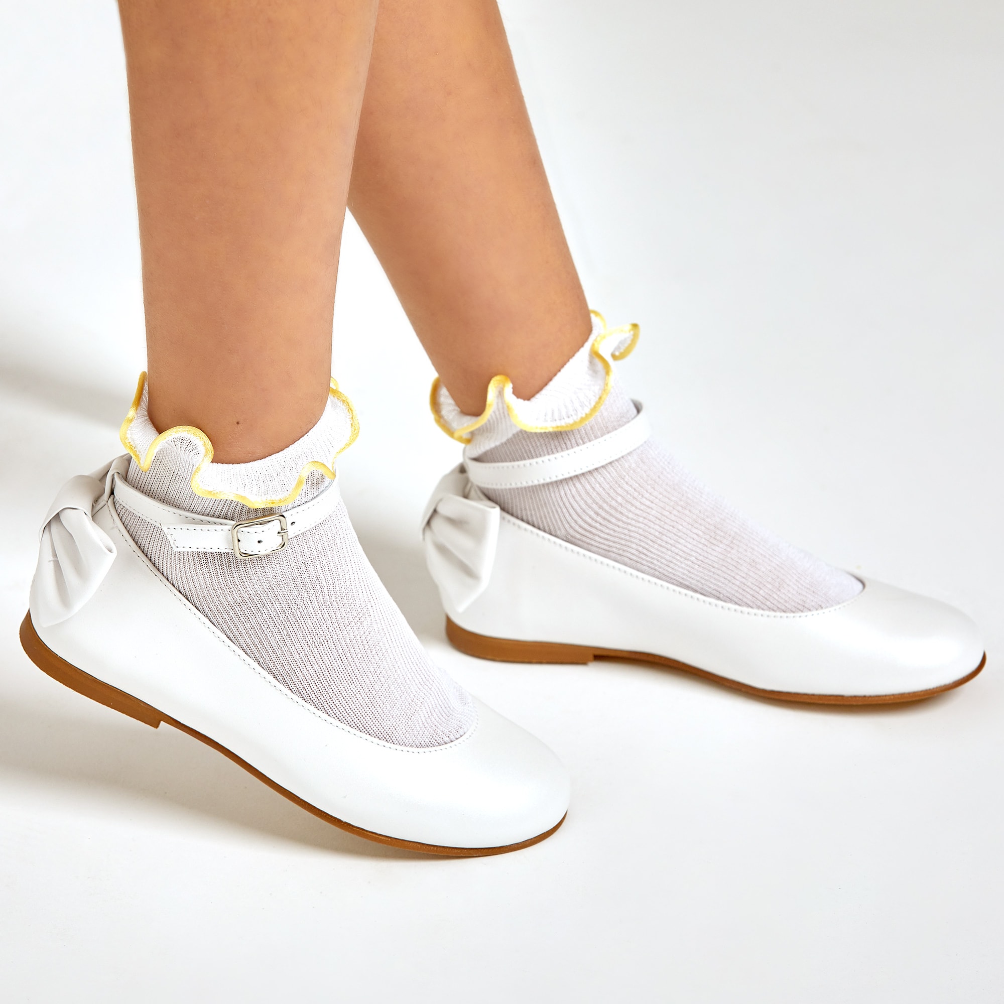 Girls White Leather Shoes - View 2