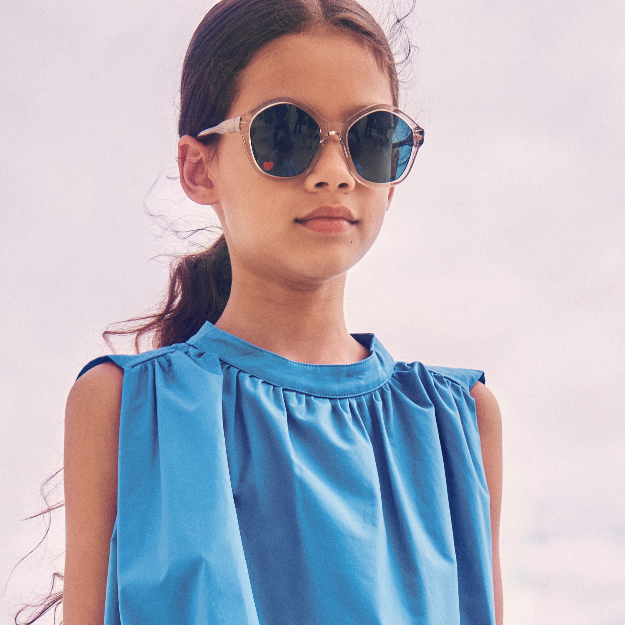 Girls Clear Round Sunglasses - View 2