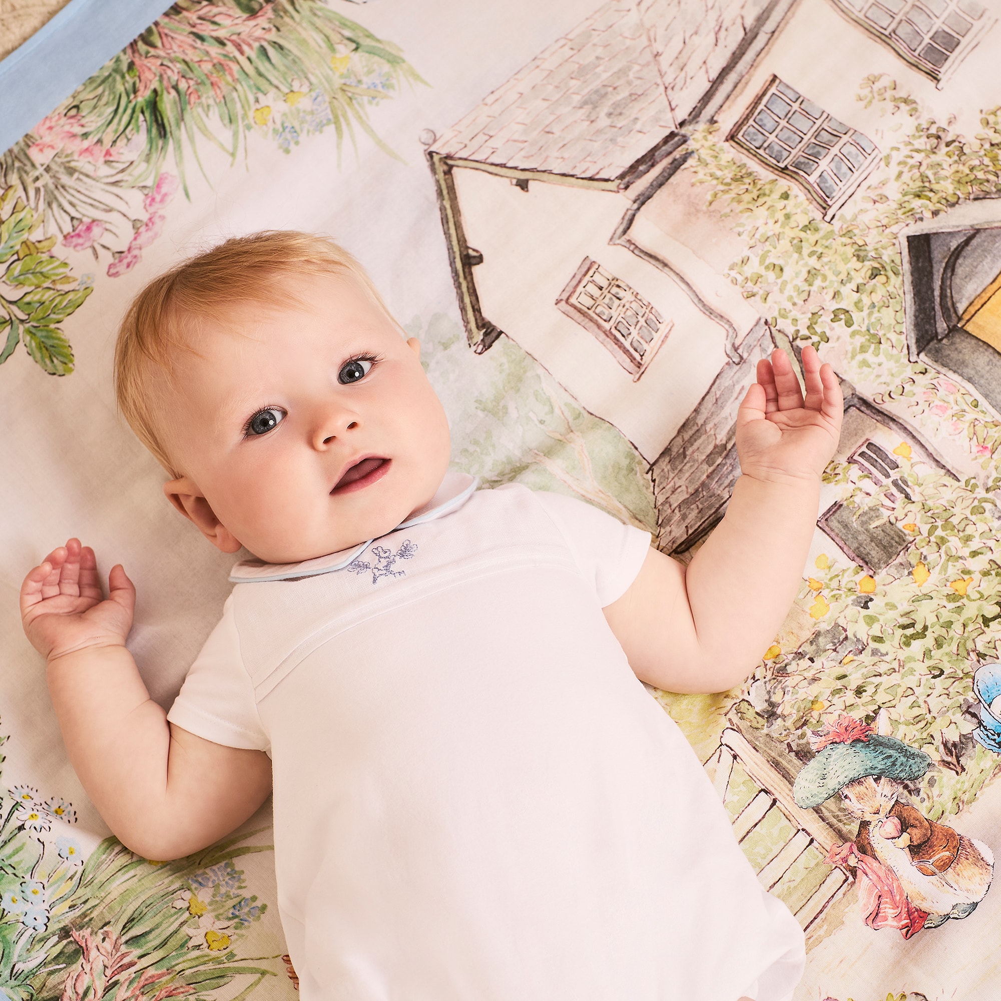 Ivory & Blue Cotton Swaddle (100cm) - View 2