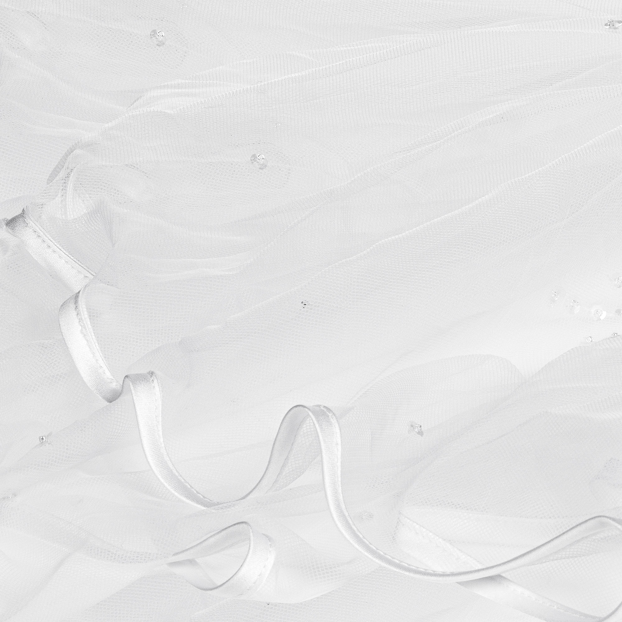 Girls White Embellished Tulle Communion Veil - View 4